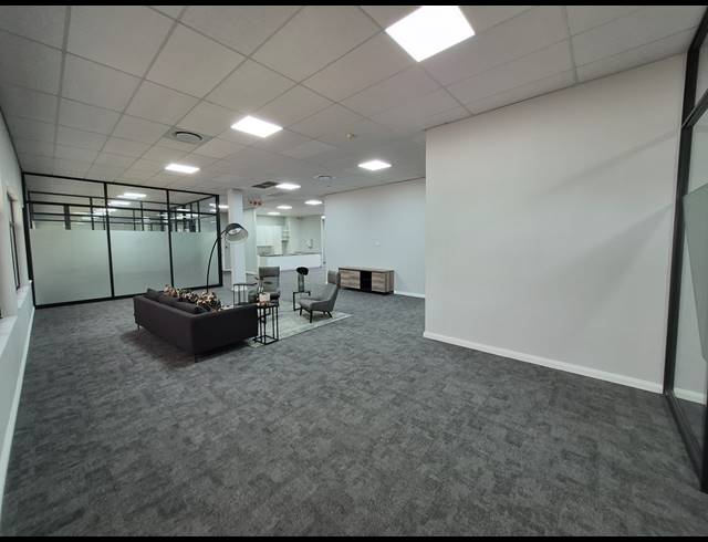 439M² OFFICE TO LET IN RIVONIA